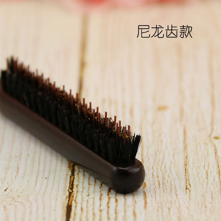 CLEAN GIRL BRUSH • ESCOVA PARA PENTEADOS