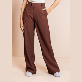 Calça Pantalona Alfaiataria Preta Dominique {PAGUE 1 LEVE 2}